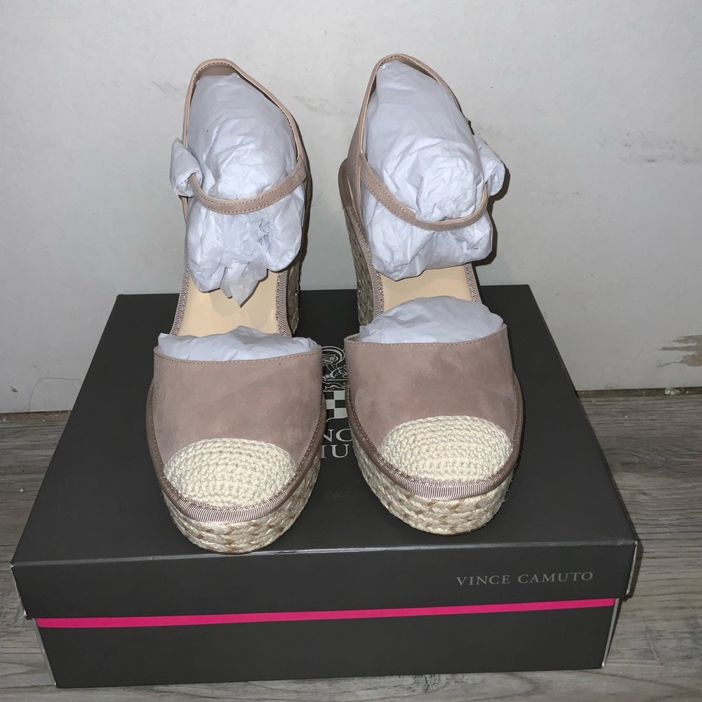 Vince Camuto Women's Beige Espadrille Wedges